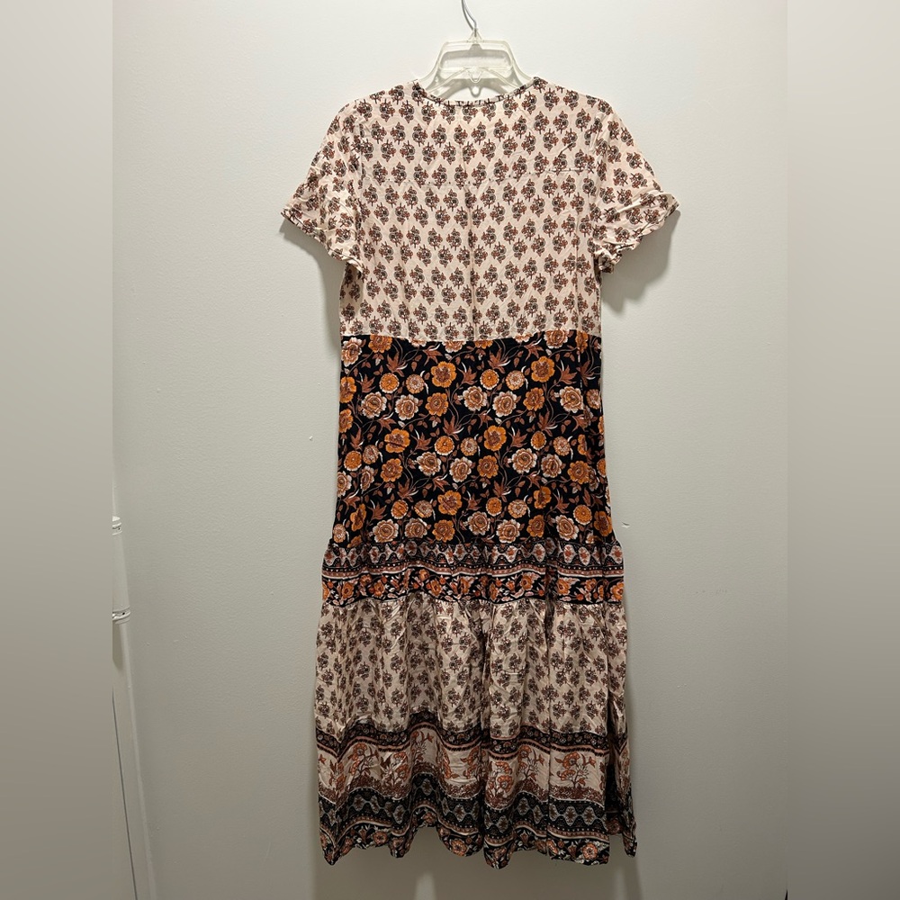 Chic Floral Maxi Dress - Black and Orange - Picture 2 of 5